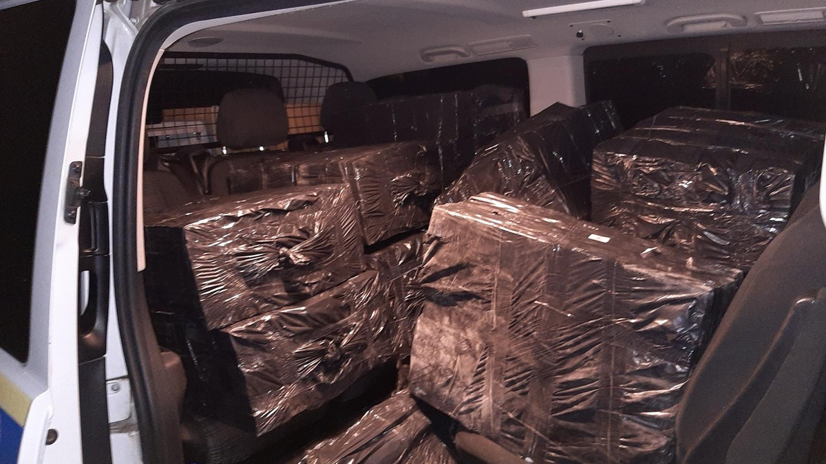 BPOLD-B: Bundespolizei entdeckt 140.000 unversteuerte Zigaretten - Foto: presseportal.de