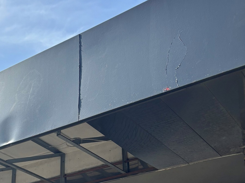 POL-WHV: Diebstahl von zwei Stahlplatten - Foto: presseportal.de