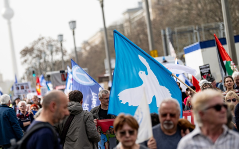 ARD-DeutschlandTREND: Zwei von drei Deutschen sehen Frieden und Sicherheit in Europa bedroht - Foto: presseportal.de