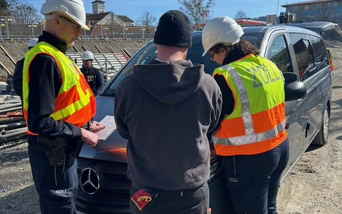 HZA-A: Augsburger Zoll überprüft das Baugewerbe/Bundesweite Schwerpunktprüfung - Foto: presseportal.de