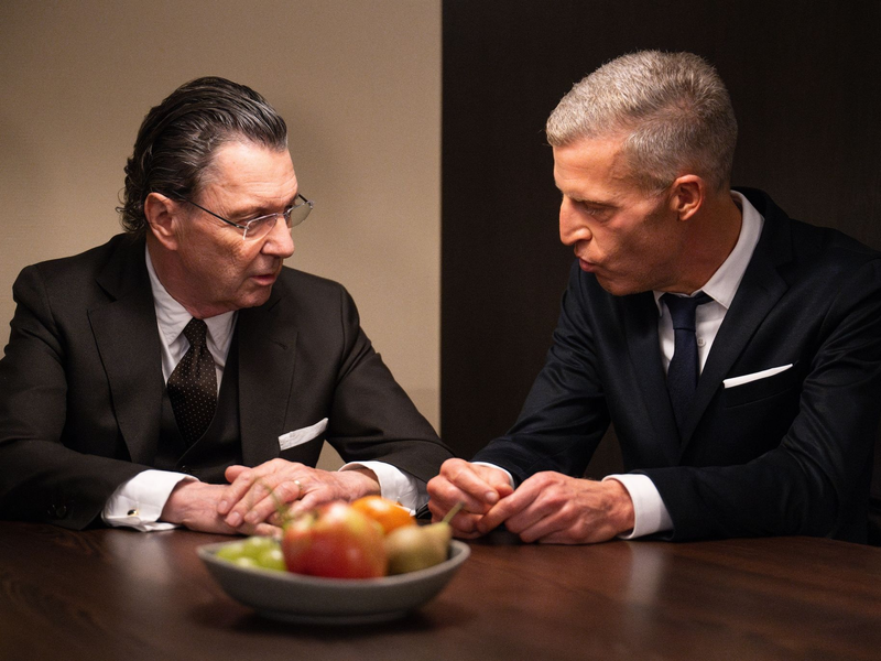 Die Schriftsteller Martin Suter (l) und Benjamin von Stuckrad-Barre haben bereits ein gemeinsames Buch veröffentlicht. - Foto: Sebastian Gollnow/dpa