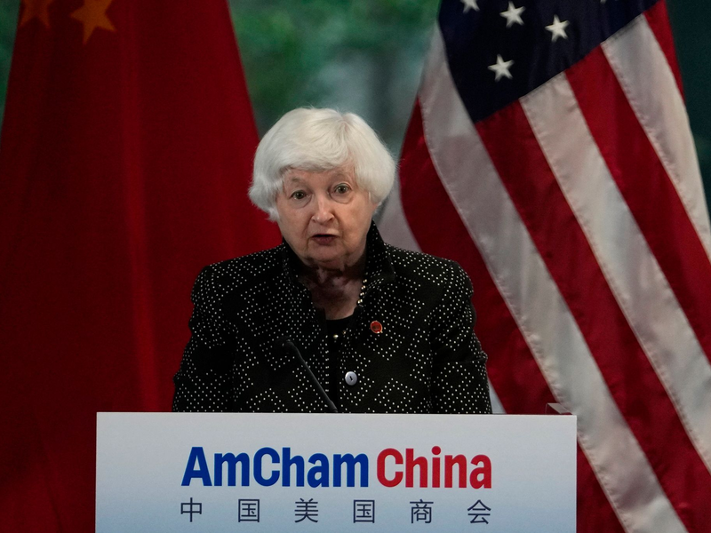 US-Finanzministerin Janet Yellen ist nach China gereist. - Foto: Andy Wong/AP POOL/AP