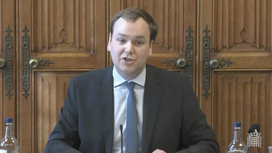 William Wragg lebt offen homosexuell. - Bild: Parliament TV/Parliament TV/PA Media/dpa