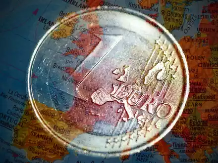 Im vergangenen Jahr wurden vom Staat 1951,9 Milliarden Euro ausgegeben. - Foto: Patrick Pleul/dpa