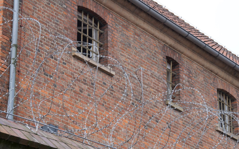 Daniela Klette sitzt in Untersuchungshaft im Frauengefängnis Vechta in Niedersachsen. - Foto: Jörn Hüneke/dpa