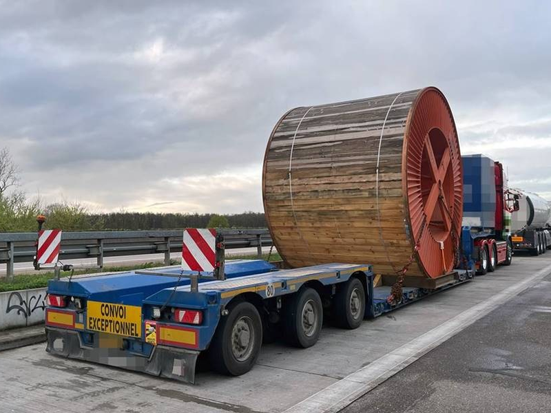POL-OG: Ottersweier, A5 - Schwertransport gestoppt - Foto: presseportal.de