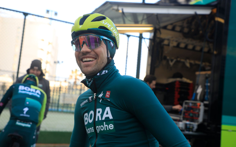 Maximilian Schachmann hat den Gesamtsieg bei der von Stürzen überschatteten Baskenland-Rundfahrt verpasst. - Foto: Clara Margais/dpa