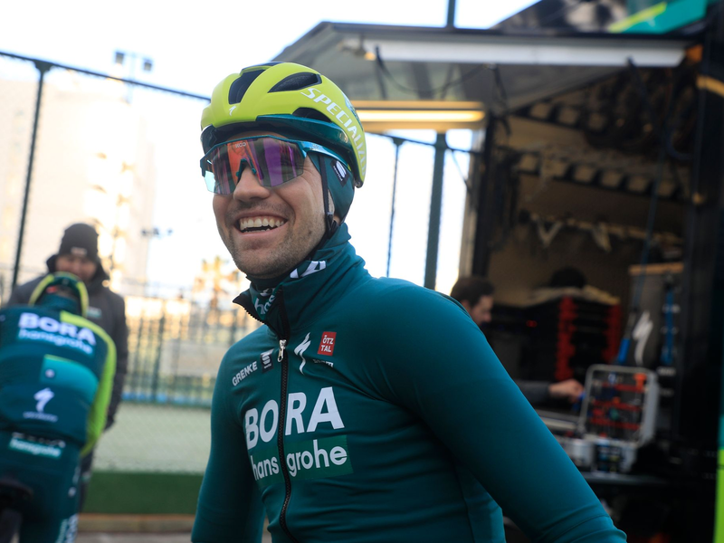 Maximilian Schachmann hat den Gesamtsieg bei der von Stürzen überschatteten Baskenland-Rundfahrt verpasst. - Foto: Clara Margais/dpa