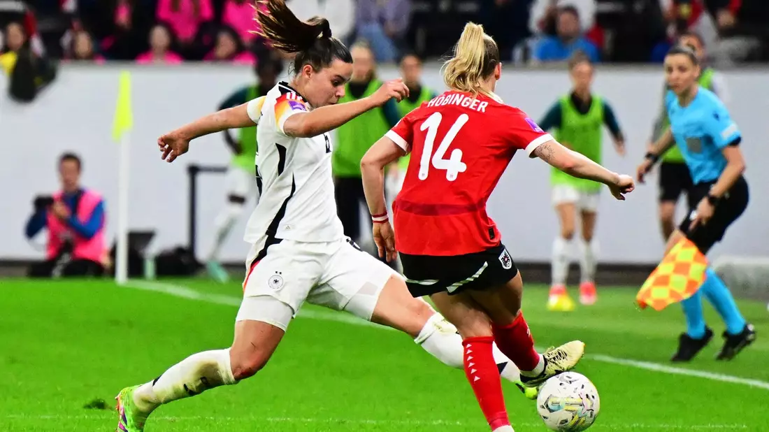 Die DFB-Frauen drehten eine umkämpfte Partie in Österreich. - Bild: Expa/Reinhard Eisenbauer/APA/dpa