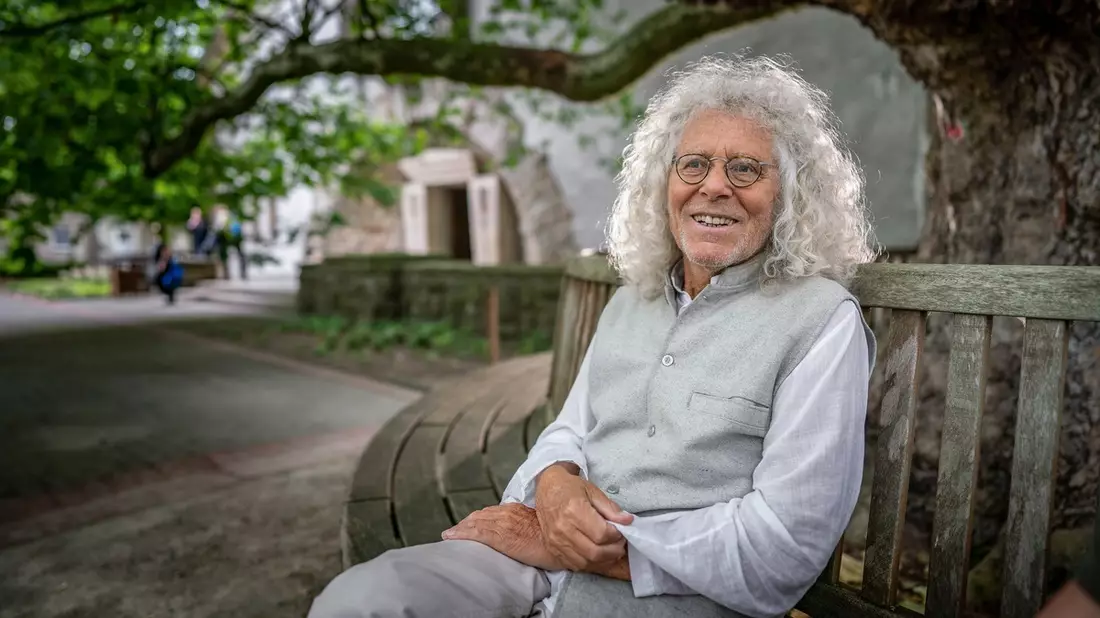 Der Krebs hat mich noch gesünder gemacht- Rainer Langhans im Interview mit der Apotheken Umschau - Bild: presseportal.de
