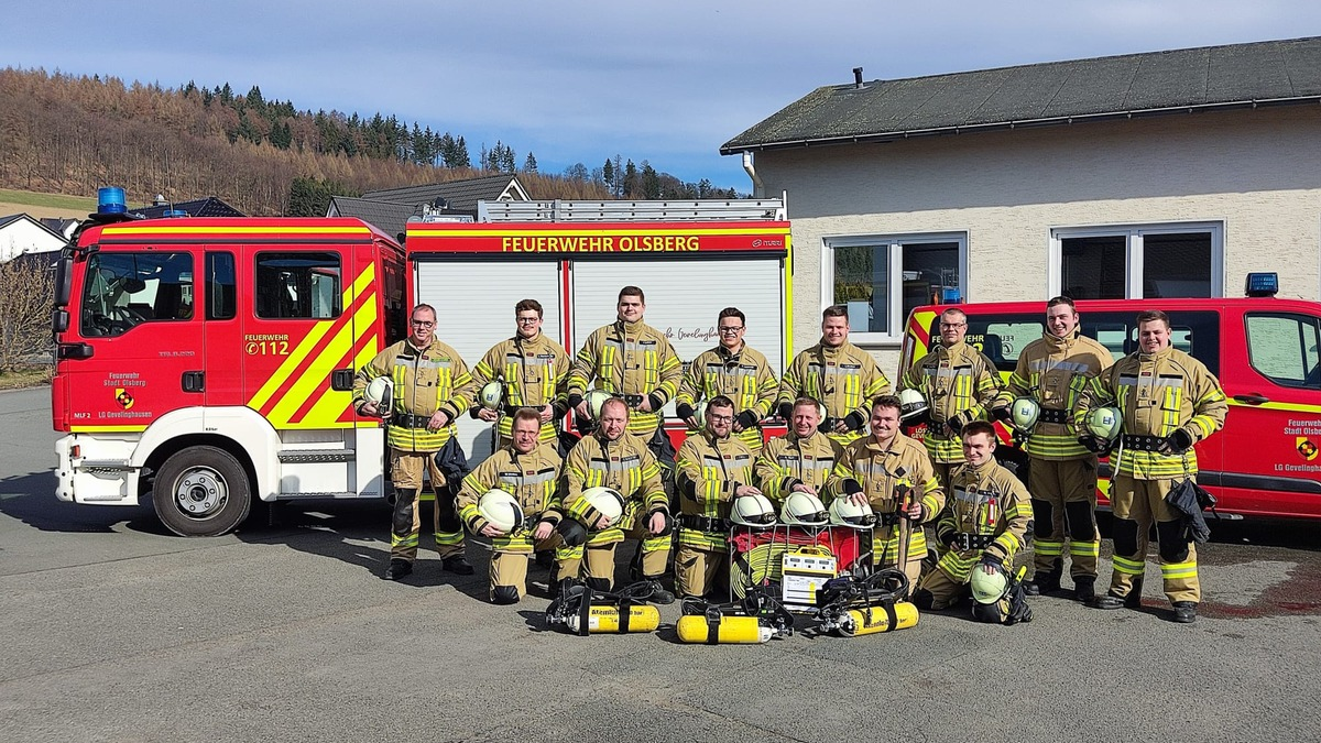 FF Olsberg: Atemschutzgeräteträger halten sich auf dem Laufenden - Foto: presseportal.de