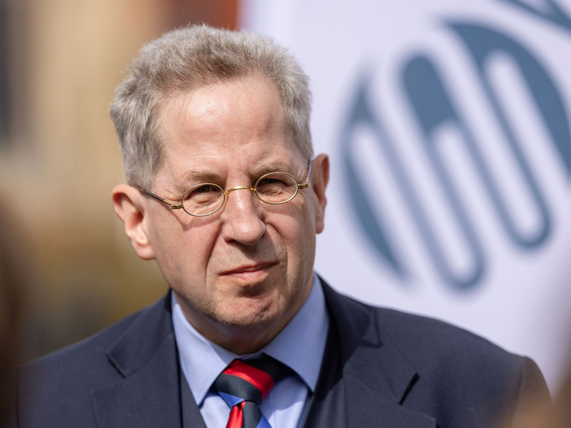 Ex-Verfassungsschutzpräsident Hans-Georg Maaßen möchte mit der Werteunion in den Landtag in Thüringen einziehen. - Foto: Michael Reichel/dpa