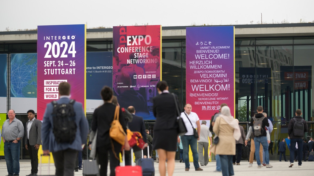 Treffpunkt für die weltweite Geospatial-Community: Stuttgart wird zur Bühne für nachhaltige Lösungen und internationale Kooperationen - Foto: presseportal.de