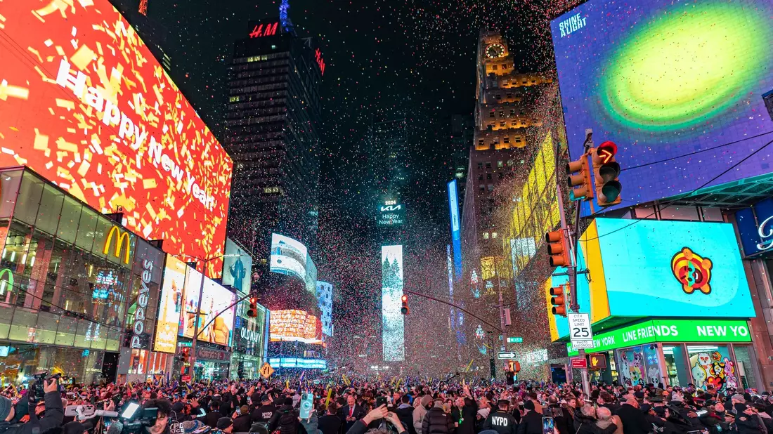 Silvesterfeier am Times Square in New York. - Bild: Peter K. Afriyie/AP/dpa