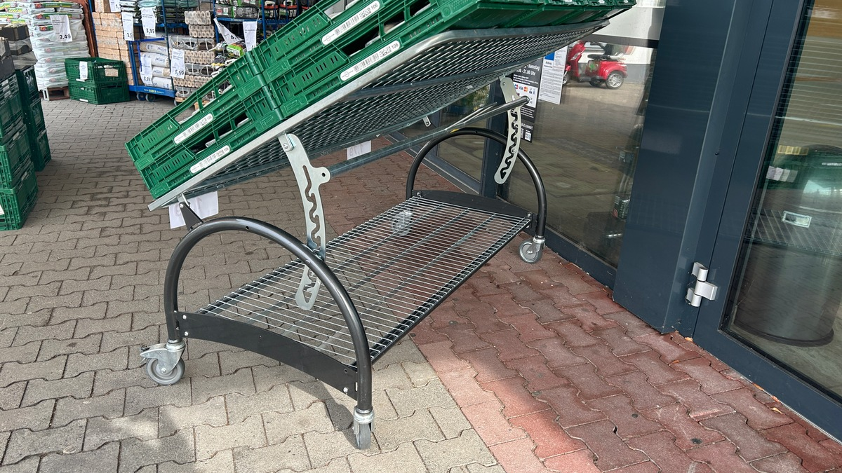 POL-PIING: Diebstahl Obstgestell für Verkaufsflächen - Foto: presseportal.de