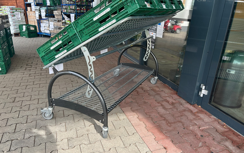 POL-PIING: Diebstahl Obstgestell für Verkaufsflächen - Foto: presseportal.de