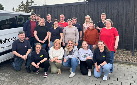 FW-OLL: Betreuerinnen und Betreuer der Jugend- und Kinderfeuerwehren der Samtgemeinde Harpstedt üben Erste-Hilfe am Kind - Foto: presseportal.de