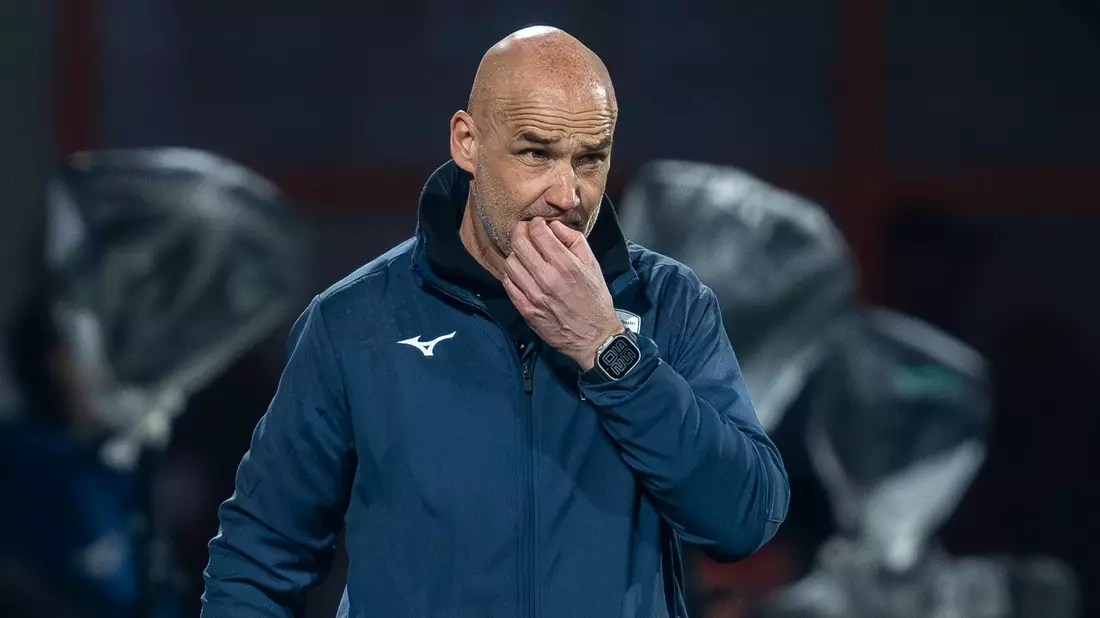 Der VfL Bochum und Trainer Thomas Letsch gehen getrennte Wege. - Bild: David Inderlied/dpa
