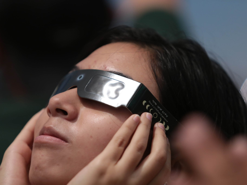 Millionen Menschen in Mexiko, den USA und Kanada konnten die Sonnenfinsternis miterleben. - Foto: Eduardo Resendiz/dpa