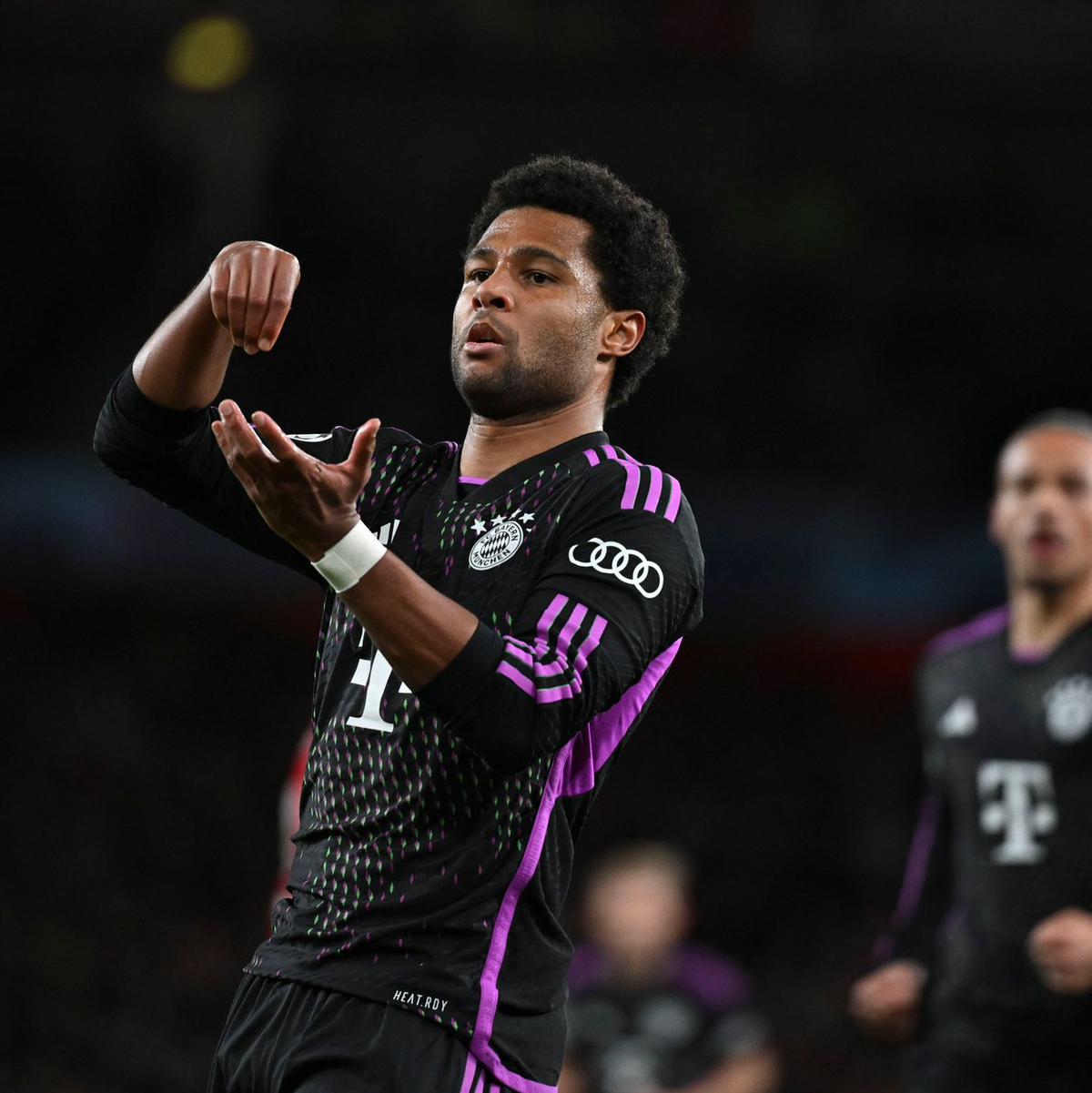 Brachte die Bayern mit seinem Treffer zum 1:1 zurück ins Spiel: Serge Gnabry. - Foto: Sven Hoppe/dpa