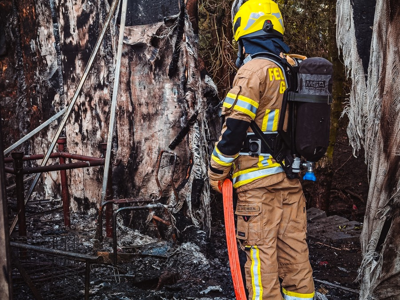 FW Gronau: Brand eines als Lager genutzten Containers - Foto: presseportal.de