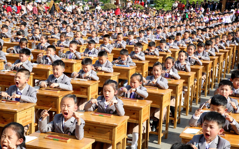 Laut einer Studie gibt es große Differenzen etwa bei der Beurteilung, wie wichtig es ist, Kinder zu Gehorsam zu erziehen. - Foto: Zhang Kaihu/SIPA Asia via ZUMA Wire/dpa