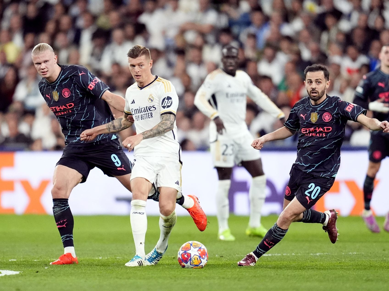Die Fans im Estadio Santiago Bernabéu in Madrid sahen eine hochklassige Partie. - Foto: Nick Potts/PA Wire/dpa