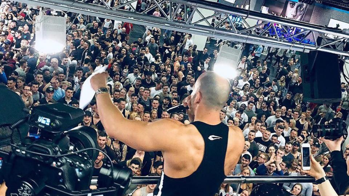 Hamburger Modelabel Smilodox mit 50+ Bodybuildern & eigenem Pop-Up Store auf der größten Fitnessmesse Europas - Foto: presseportal.de