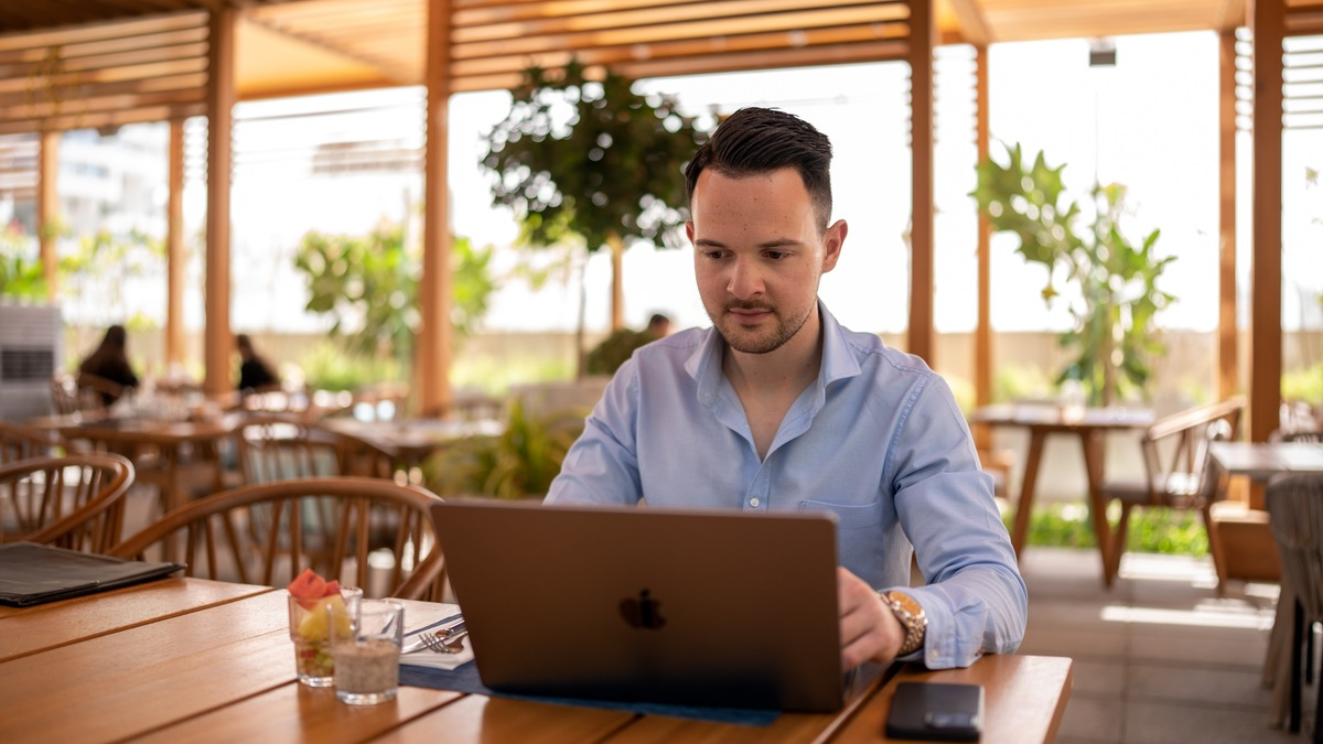 Onygo schließt nicht nur deutsche Filialen, sondern auch Onlineshop: Experte erklärt, warum Mode online so schwer ist und was helfen kann - Foto: presseportal.de