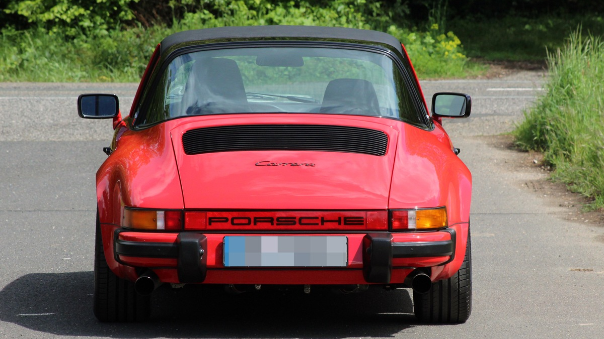 POL-E: Essen: Roter Porsche 911 Oldtimer gestohlen - Fotofahndung - Foto: presseportal.de