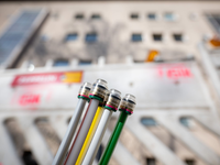 Nach Auskunft eines Behördensprechers liegen die Monatspreise je nach Rohrkategorie zwischen 30 und 89 Prozent unter den von der Telekom beantragten Entgelten. - Foto: Sebastian Gollnow/dpa