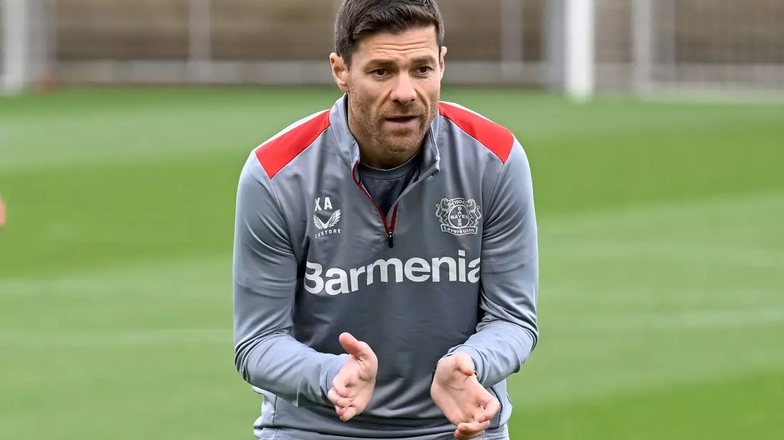 Will mit Bayer das Triple holen: Xabi Alonso. - Bild: Roberto Pfeil/dpa