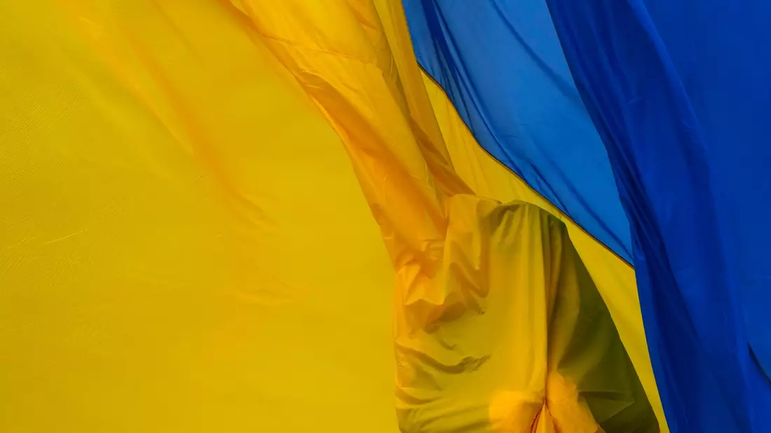 Die Mehrheit der Ukrainer ist von einem Sieg über Russland überzeugt - wenn auch nicht unbedingt in diesem Jahr. - Bild: Efrem Lukatsky/AP/dpa