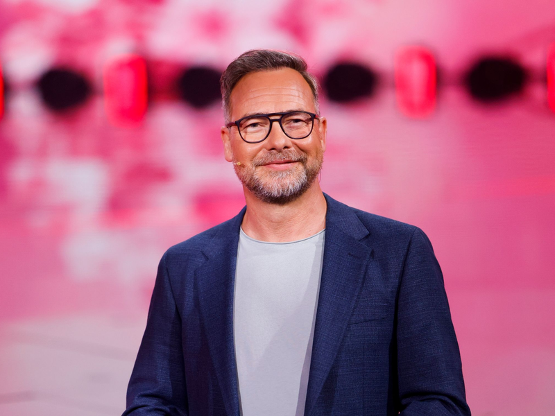 Moderator Matthias Opdenhövel kehrt zu seinen ProSieben-Anfängen zurück. - Foto: Thomas Banneyer/dpa