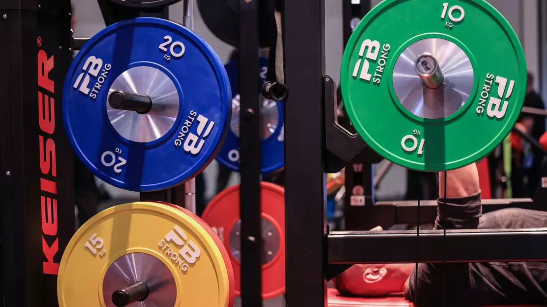 Die Fitnessbranche hofft auf neue Einnahmequellen durch künftige Senioren. - Bild: Oliver Berg/dpa