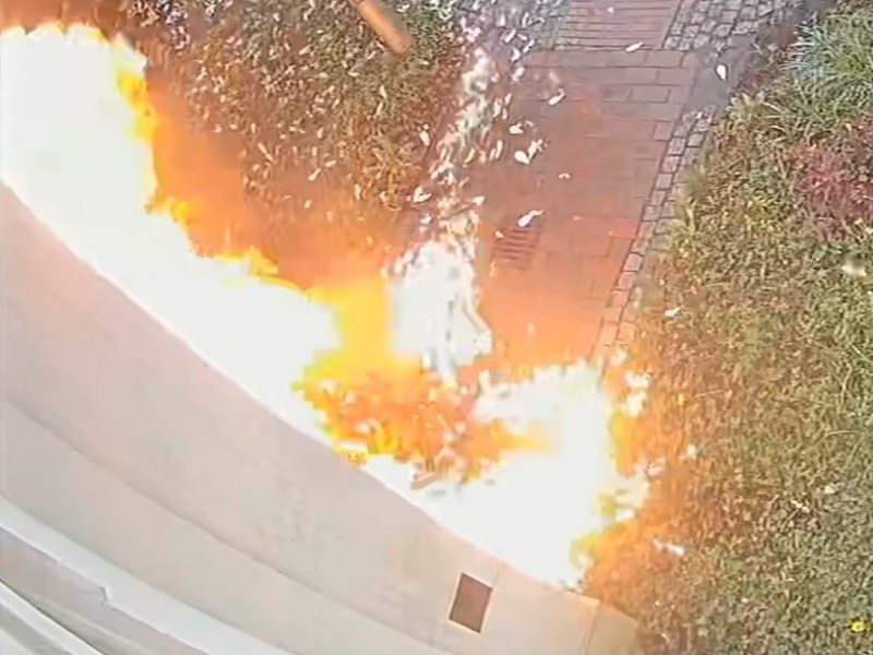 POL-OL: Nach Brandsatzwurf auf die Oldenburger Synagoge - Polizeipräsident setzt Belohnung aus - Hinweisportal wird geschaltet - Foto: presseportal.de