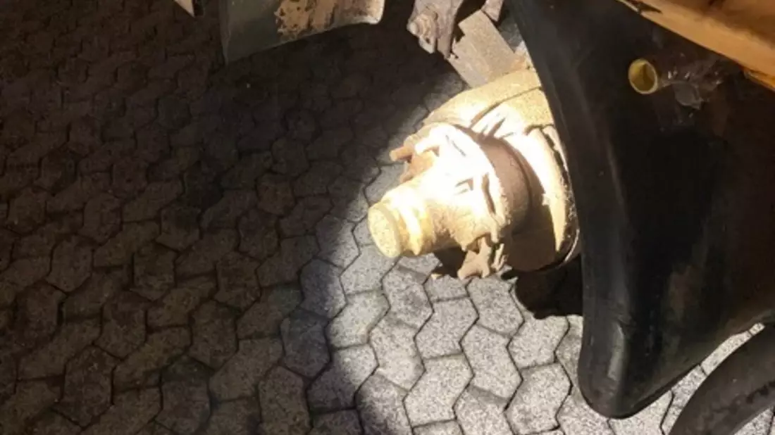POL-OH: Untersagung der Weiterfahrt für ein ungewöhnliches Fahrzeuggespann - Bild: presseportal.de