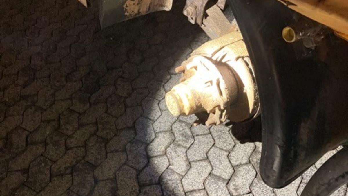 POL-OH: Untersagung der Weiterfahrt für ein ungewöhnliches Fahrzeuggespann - Foto: presseportal.de