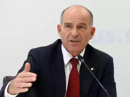 Im April 2018 von einer Skitour nicht mehr zurückgekehrt: Karl-Erivan Haub. - Foto: Roland Weihrauch/dpa