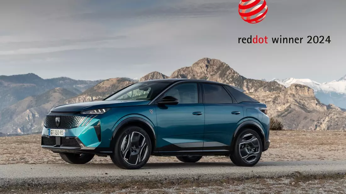 Red Dot Award 2024: PEUGEOT E-3008* ausgezeichnet - Bild: presseportal.de