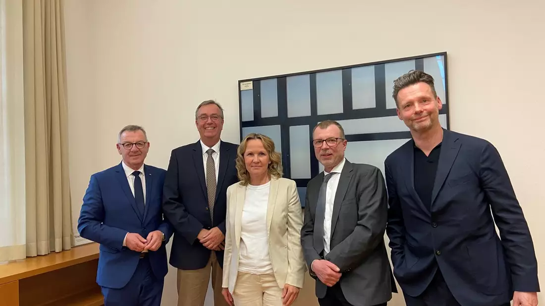 Initiative Grün für Stadt und Land im Gespräch mit Bundesumweltministerin Steffi Lemke - Bild: presseportal.de