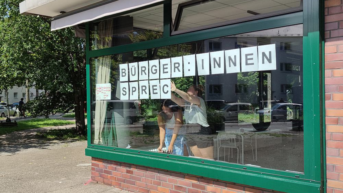 Hinweis auf Bürgersprechstunde mit Gender-Doppelpunkt (Archiv) - Foto: über dts Nachrichtenagentur