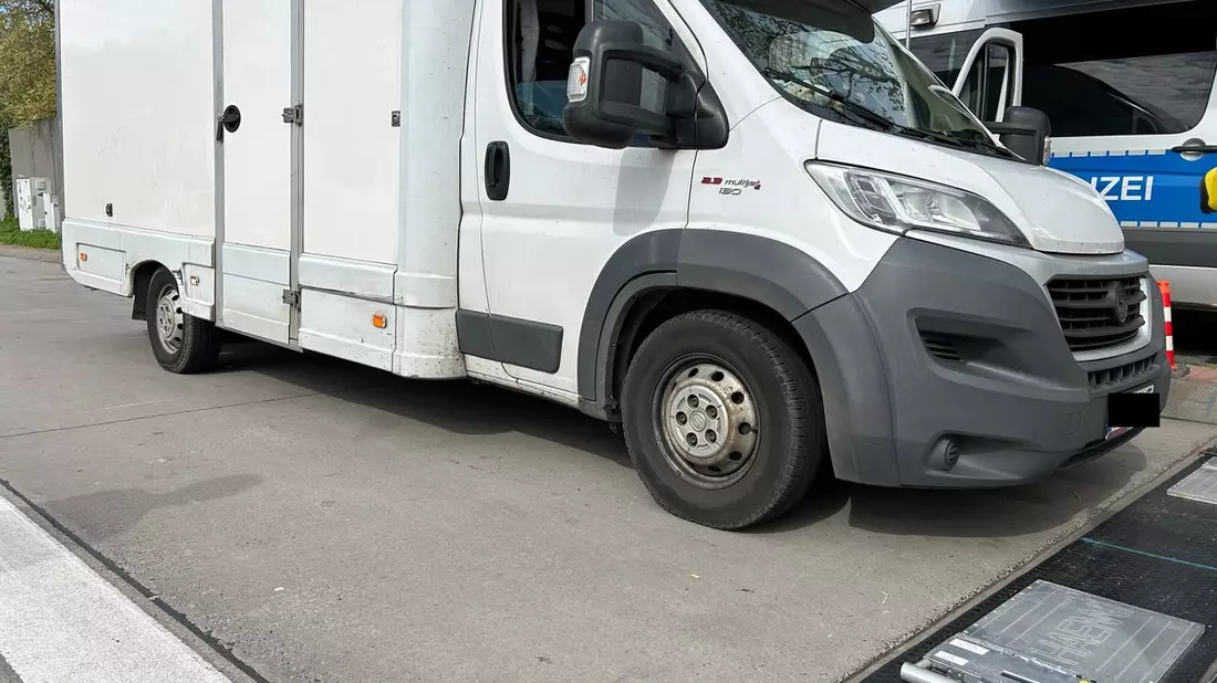 POL-VDMZ: BAB 61 - Großkontrolle auf der Autobahn - Bild: presseportal.de