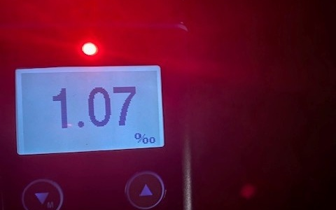 BPOL-FL: Tornesch- Autofahrer fährt in Schlangenlinien; 1,07 Promille - Foto: presseportal.de