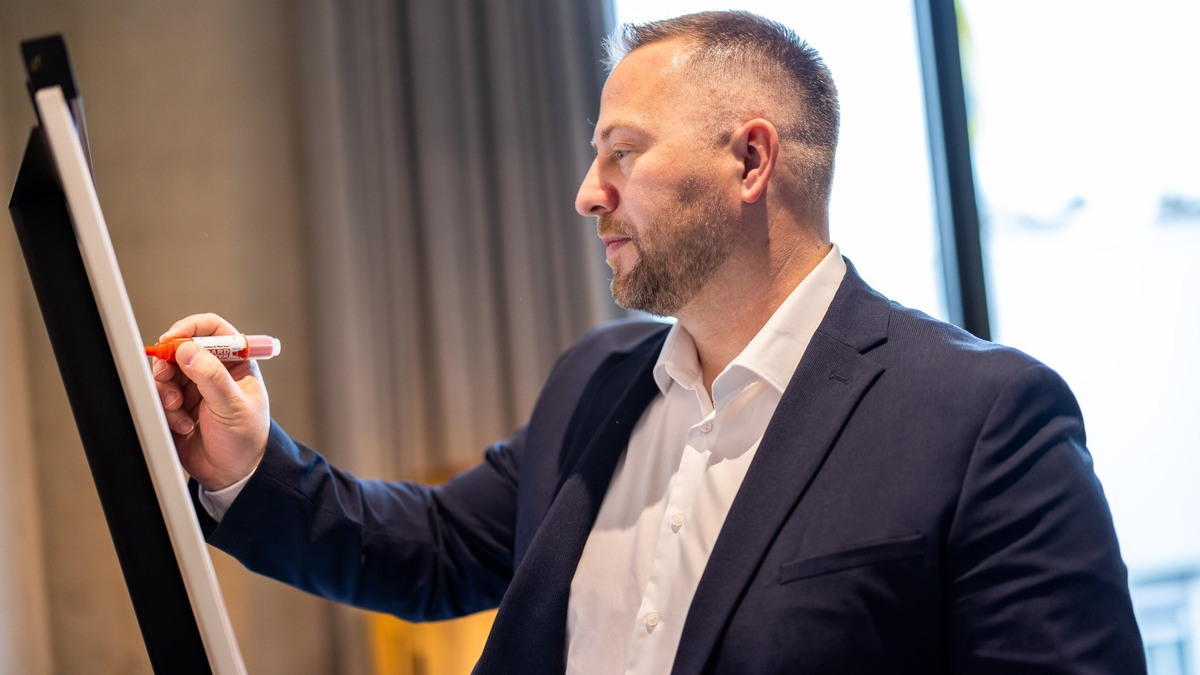 Genossenschaft als Alternative zur GmbH – Björn Erhard verrät, wann das sinnvoll ist - Foto: presseportal.de