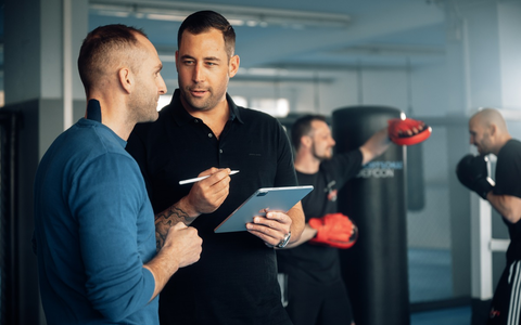 Schlagkräftige Strategien: Wie Falk Berberich Kampfsportschulen hilft, ihren Umsatz zu verdoppeln - Foto: presseportal.de