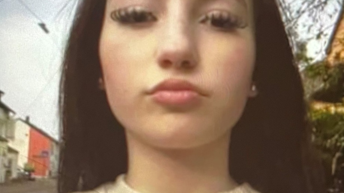 POL-Lebach: Seit Donnerstag, 11.04.2024, verschwunden: Wo ist Emily M. (13 Jahre alt)?? - Foto: presseportal.de