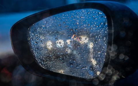 Der ADAC würde den Führerschein mit 16 begrüßen. - Foto: Robert Michael/dpa-Zentralbild/dpa
