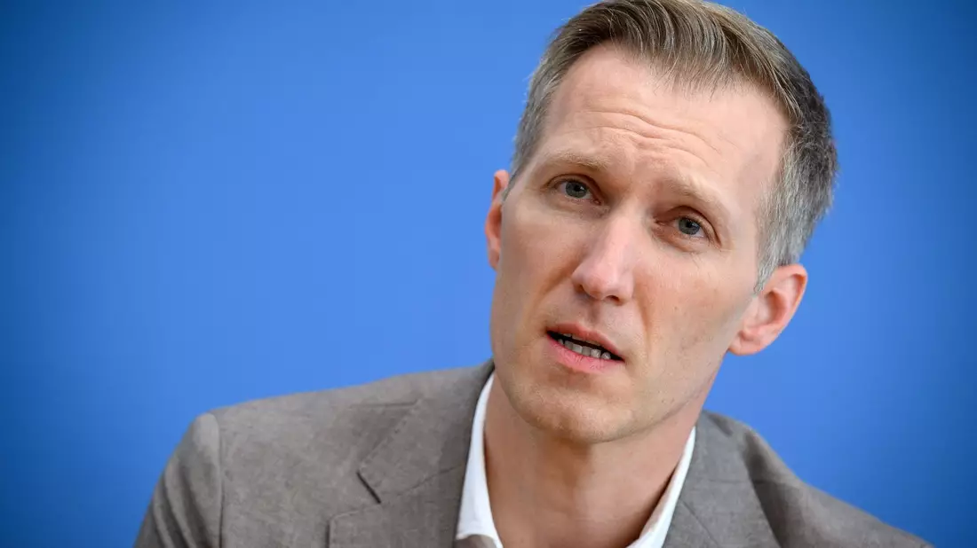 Daniel Terzenbach: Schwache Wirtschaftsentwicklung belastet den Arbeitsmarkt. (Archivbild) - Bild: Bernd von Jutrczenka/dpa