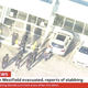 Ein Videostandbild von ABC News, zeigt, wie die Polizei in Bondi Junction in Sydney eindringt, nachdem in dem Einkaufszentrum in den östlichen Vororten mehrere Menschen niedergestochen wurden. - Foto: ---/ABC NEWS/dpa